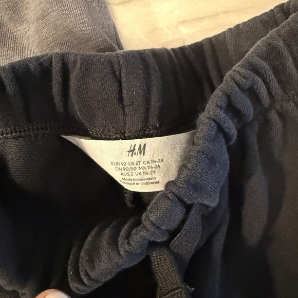 H&M Boys Shorts - Picture 6 of 7